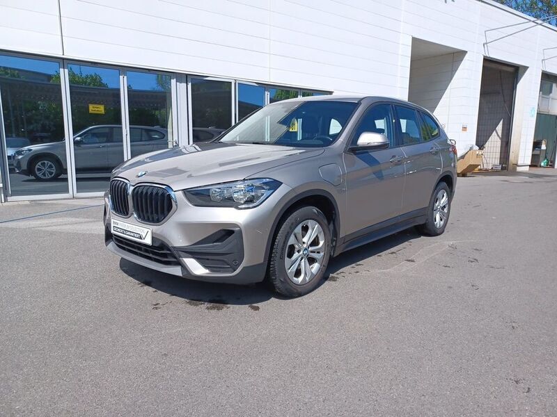 Silber Gebraucht 2021 BMW X1 Advantage SUV | 20.970 € (Fairer Preis) - Bild 1/4