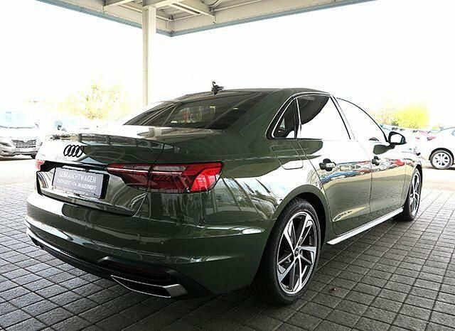 Gebraucht Audi A4 Advanced 150 PS (110 kW) 2022 Distriktgrün metallic Limousine