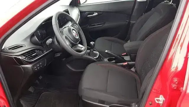 Gebraucht Fiat Tipo Cross 101 PS (74 kW) 2022 Colore esterno (passione red ( Kombi