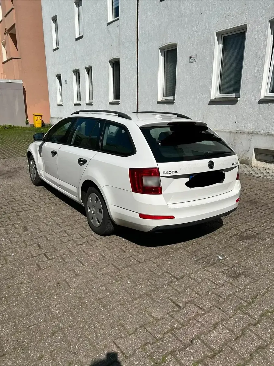 Używany Skoda Octavia 110 KM (80 kW) 2016 Biały Kombi
