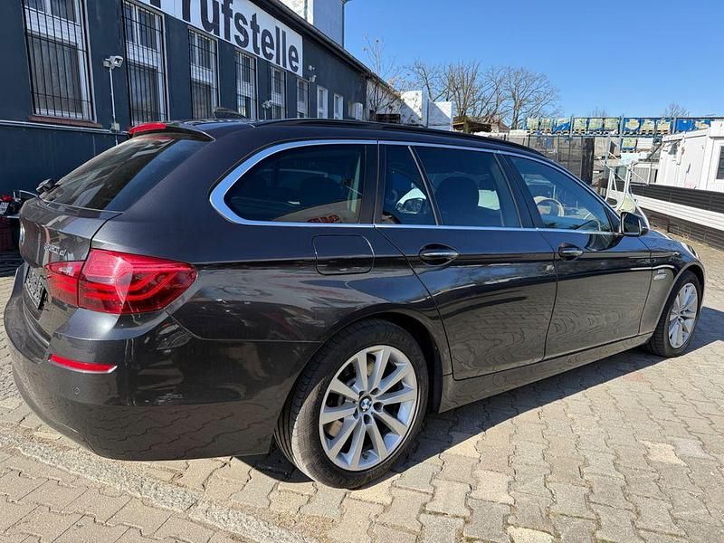 Gebraucht BMW 530 Performance 258 PS (189 kW) 2015 Grau Kombi