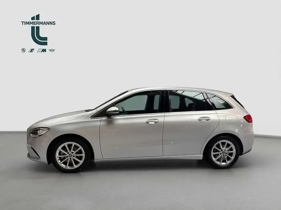 Gebraucht Mercedes B180 136 PS (100 kW) 2019 Kleinwagen