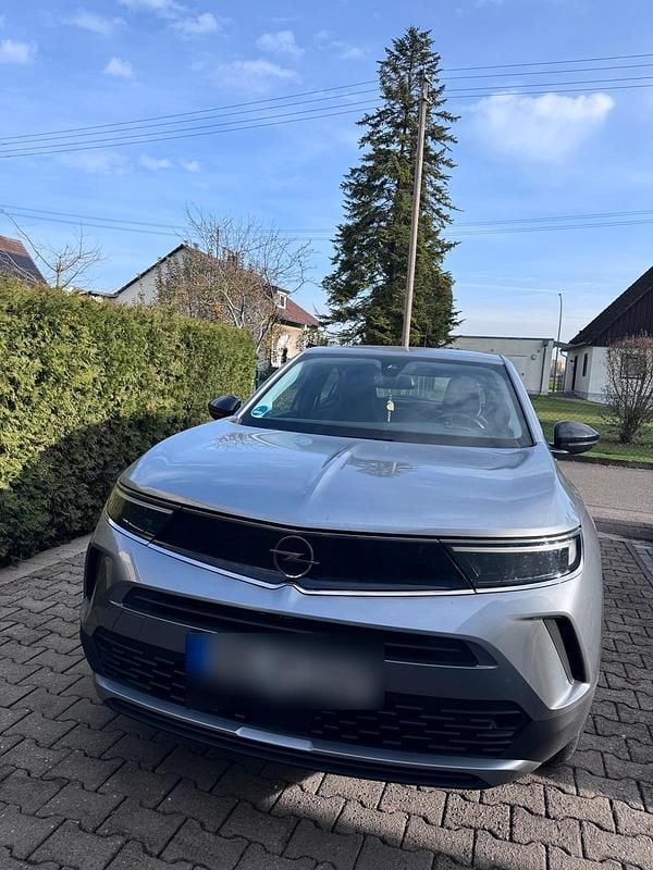 Grau Gebraucht 2022 Opel Mokka SUV | 14.100 € (Superpreis) - Bild 1/4