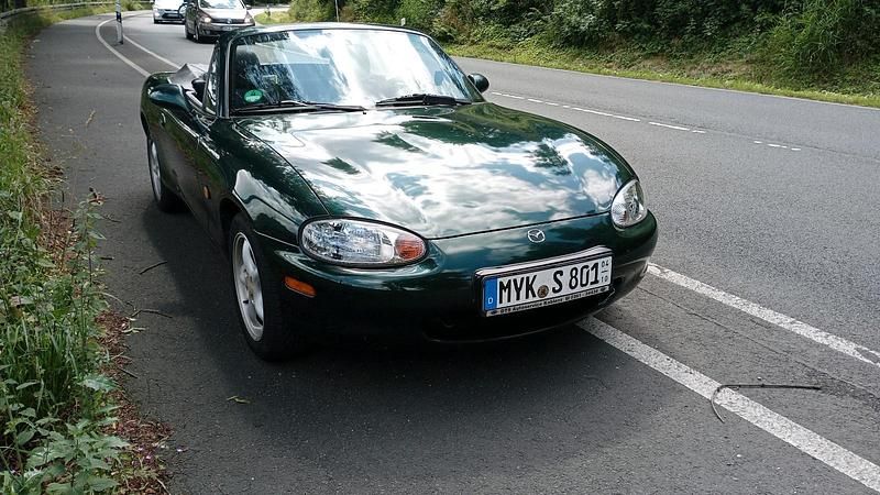 Gebraucht Mazda MX5 110 PS (80 kW) 1999 Grün Cabrio