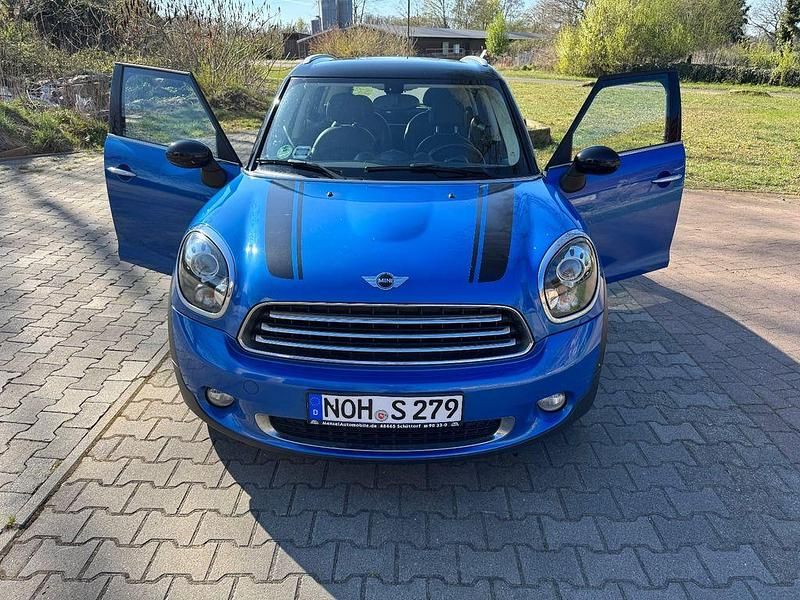 Blau Gebraucht 2011 Mini Cooper D Countryman SUV | 7.499 € (Fairer Preis) - Bild 1/4