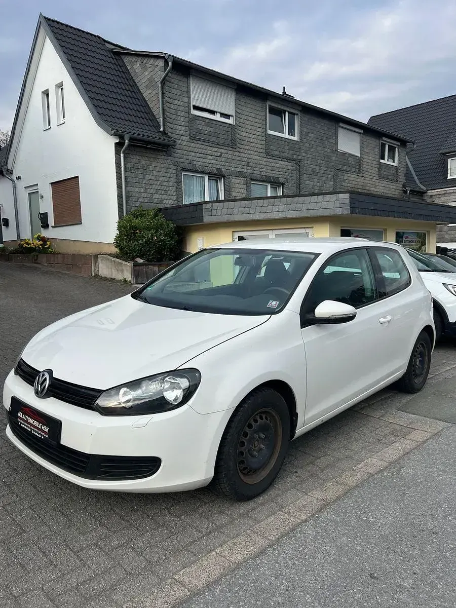 Usata VW Golf VI Trendline 80 CV (58 kW) 2009 Bianco Utilitaria