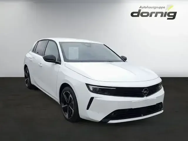 Gebraucht Opel Astra Elegance 110 PS (80 kW) 2022 Arktis weiß (uni) Limousine