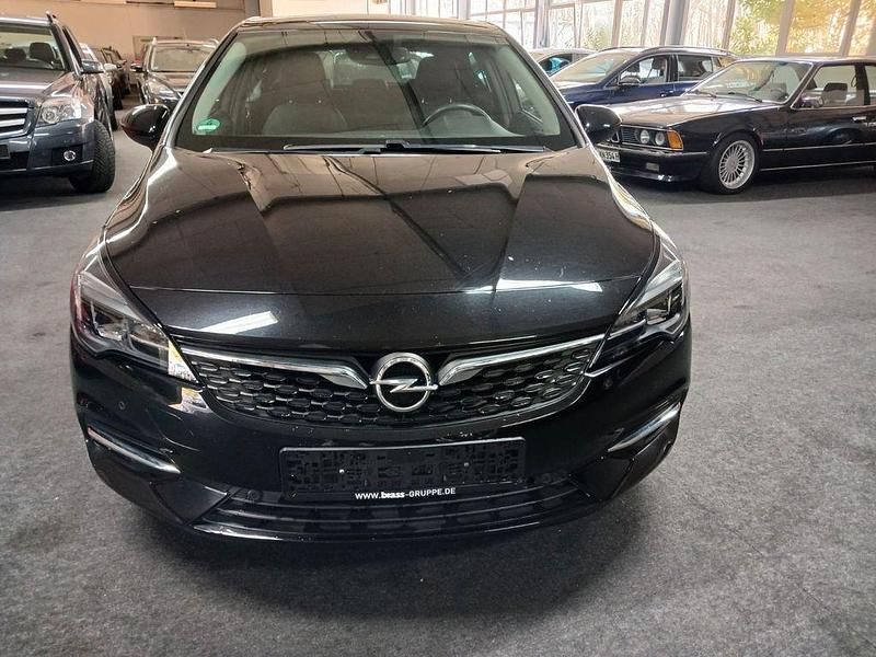 Gebraucht Opel Astra 131 PS (96 kW) 2021 Schwarz Limousine