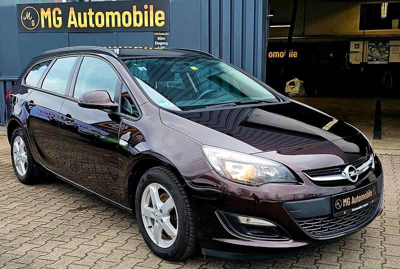 Gebraucht Opel Astra Edition 120 PS (88 kW) 2014 Grau Kombi