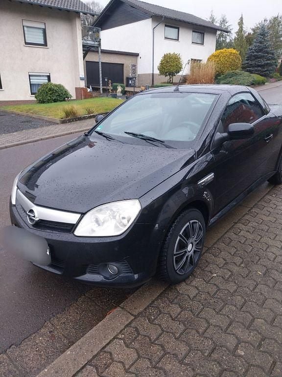Gebraucht Opel Tigra 90 PS (66 kW) 2008 Schwarz Cabrio