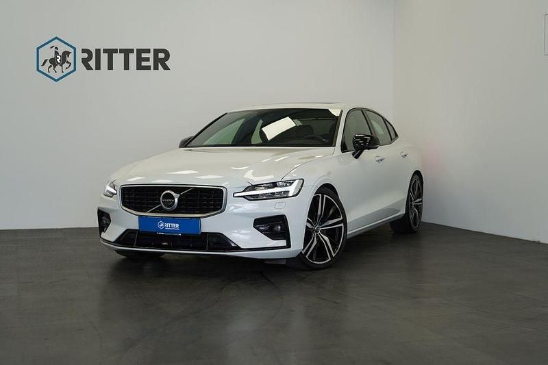 Weiß Gebraucht 2020 Volvo S60 R-Design Limousine | 26.990 € (Guter Preis) - Bild 1/4