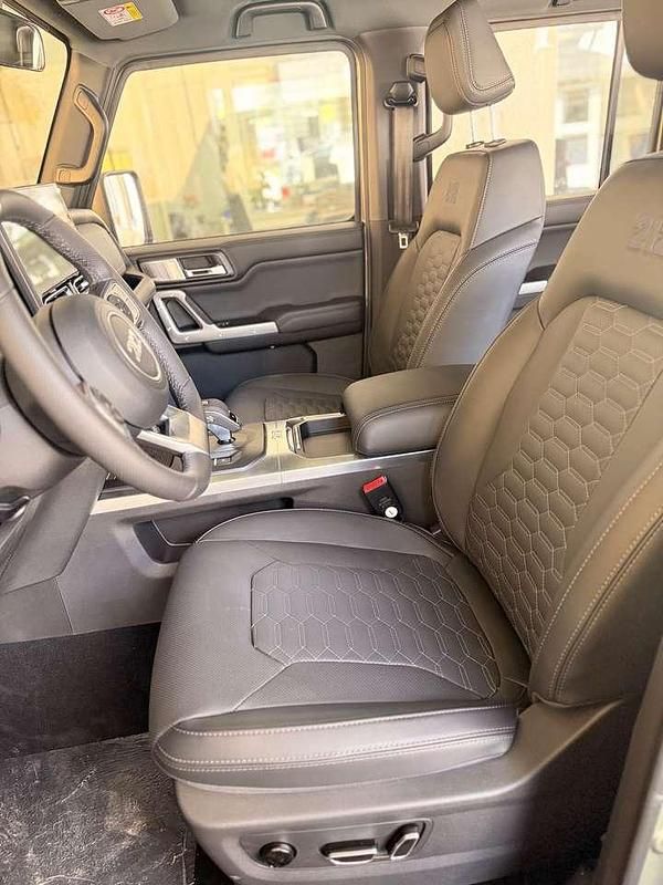 Gebraucht BAW 212 166 PS (122 kW) 2026 Grün SUV