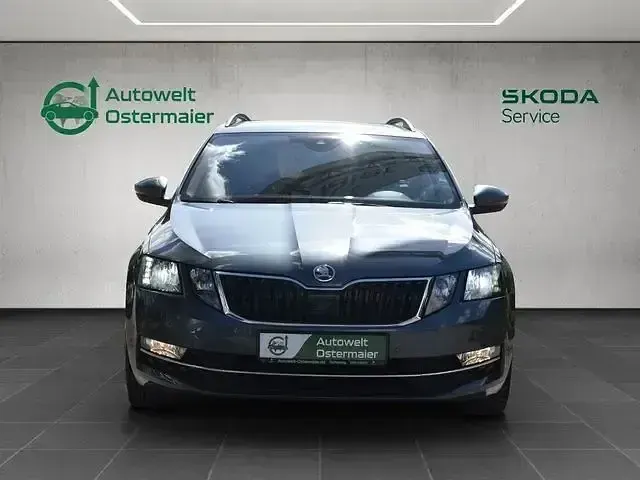 Gebraucht Skoda Octavia Style 190 PS (139 kW) 2020 Grau Limousine