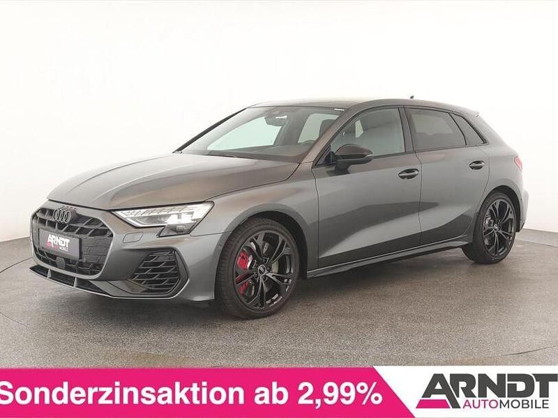 Daytonagrau perleffekt Gebraucht 2024 Audi S3 Comfort Limousine | 51.884 € (Teuer) - Bild 1/4