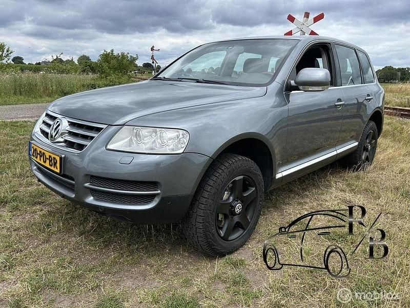 Grau Gebraucht 2004 VW Touareg SUV | 3.499 € (Guter Preis) - Bild 1/4
