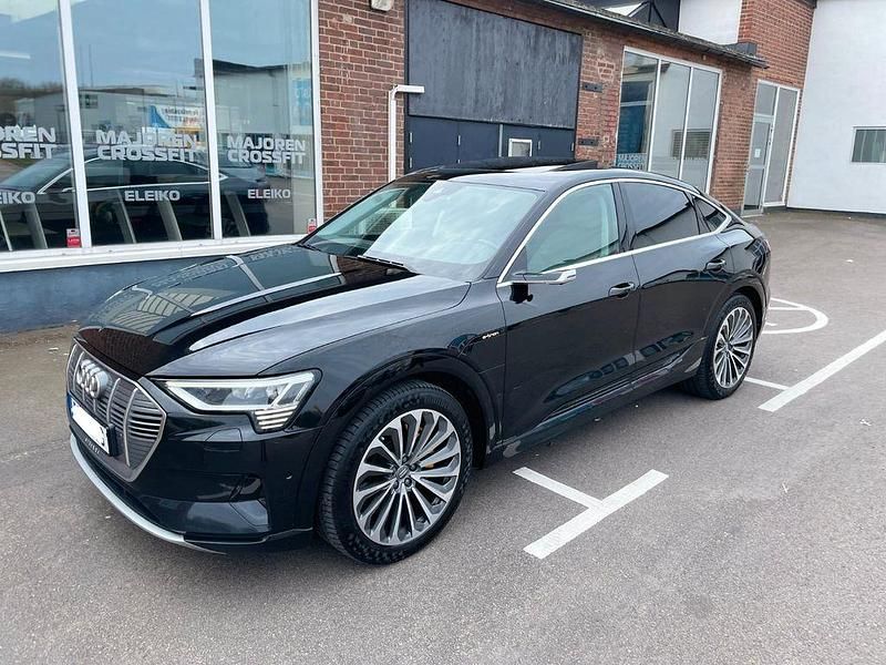 Gebraucht Audi e-tron Sportback Advanced Plus 300 kW (408 PS) 2020 Schwarz SUV