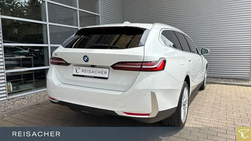 Neu BMW i5 250 kW (340 PS) 2026 Weiß Kombi