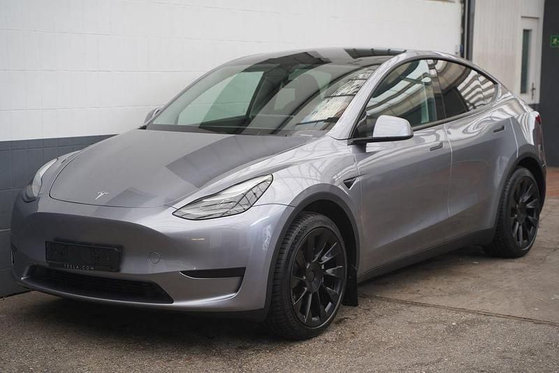 Gebraucht Tesla Model Y Standard Range 219 kW (299 PS) 2023 Grau SUV