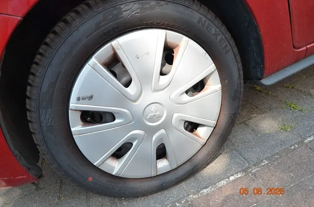 Gebraucht Mitsubishi Space Star 71 PS (52 kW) 2016 Rot Kleinwagen