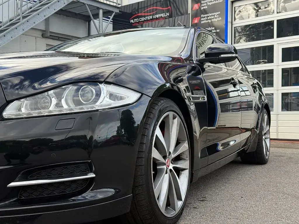Gebraucht Jaguar XJ Portfolio 275 PS (202 kW) 2014 Schwarz Limousine