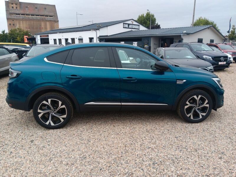 Gebraucht Renault Arkana Techno 94 PS (69 kW) 2024 Bleu zanzibar SUV