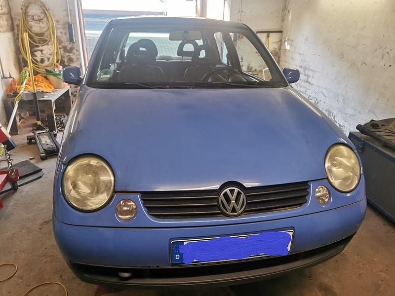 Blau Gebraucht 2002 VW Lupo Kleinwagen | 500 € (Superpreis) - Bild 1/4