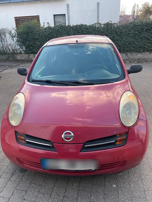 Rot Gebraucht 2004 Nissan Micra Kleinwagen | 1.350 € (Fairer Preis) - Bild 1/4