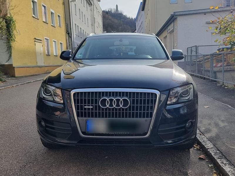 Blau Gebraucht 2011 Audi Q5 SUV | 13.500 € (Etwas zu teuer) - Bild 1/4