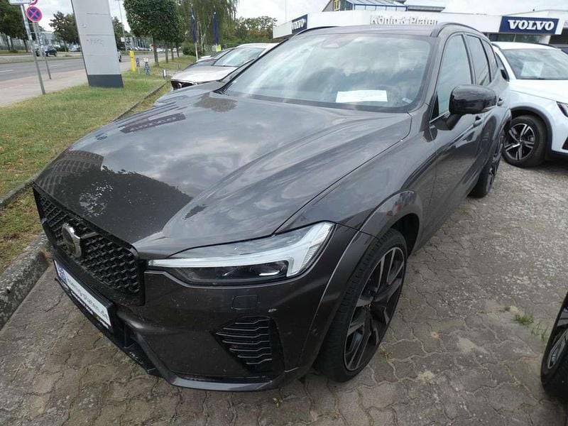 Gebraucht Volvo XC60 Ultimate 235 PS (172 kW) 2022 Platinum grey (grau) SUV