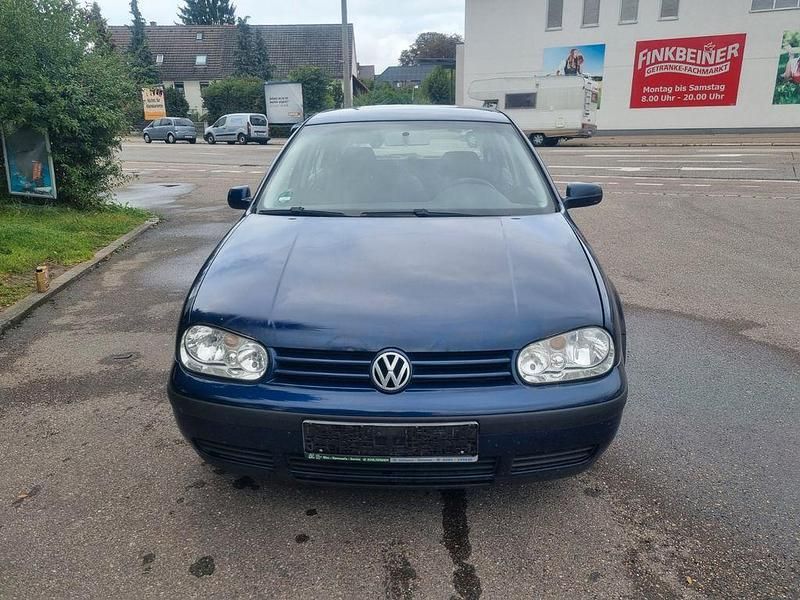 Blau Gebraucht 2003 VW Golf Limousine | 750 € (Guter Preis) - Bild 1/4