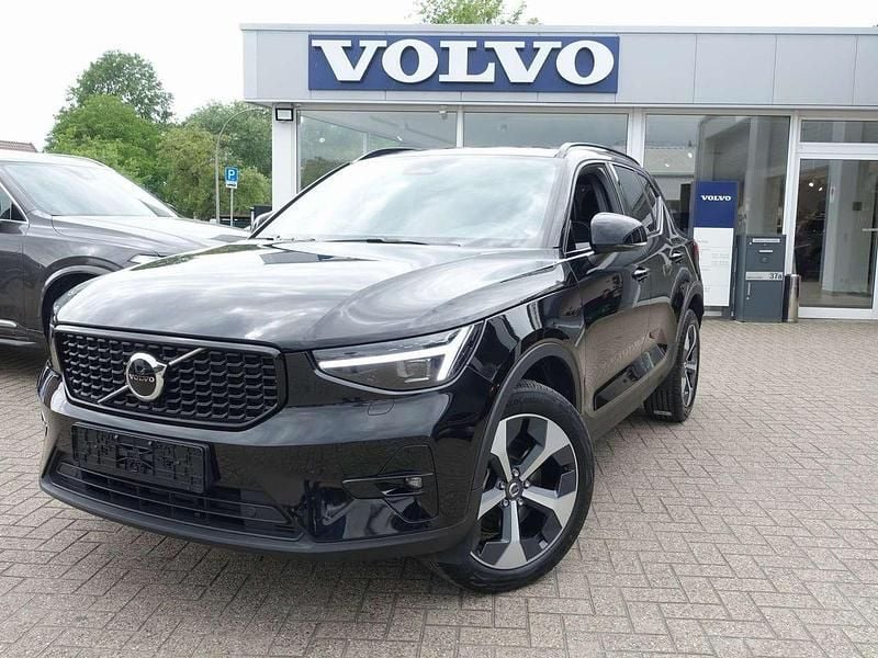 Onyx black Gebraucht 2024 Volvo XC40 Ultra SUV | 36.900 € (Guter Preis) - Bild 1/4
