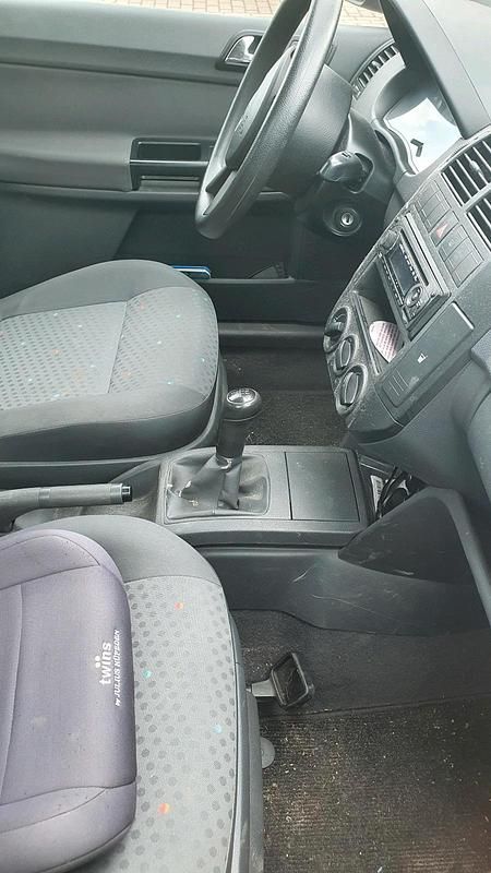 Rot Gebraucht 2006 VW Polo Kleinwagen | 600 € (Superpreis) - Bild 1/4