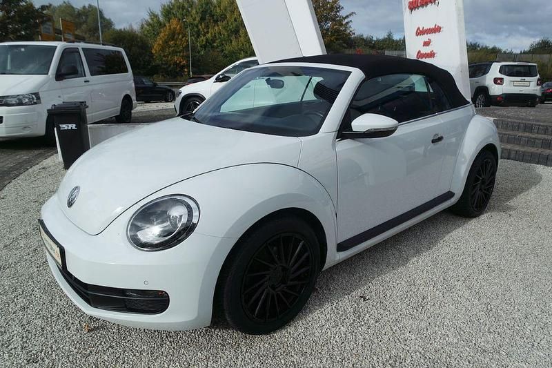 Weiß Gebraucht 2016 VW Beetle Basis Cabrio | 15.990 € (Etwas zu teuer) - Bild 1/4