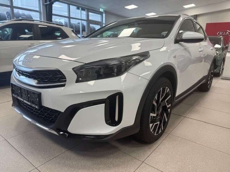 (wd) casa weiss Neu 2025 Kia XCeed Vision SUV | 25.775 € (Fairer Preis) - Bild 1/2
