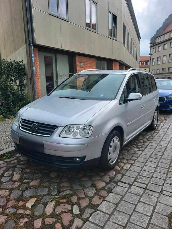 Silber Gebraucht 2005 VW Touran Trendline Van / Kleinbus | 3.150 € (Fairer Preis) - Bild 1/4