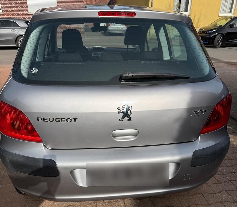 Gebraucht Peugeot 307 109 PS (80 kW) 2003 Silber Kleinwagen