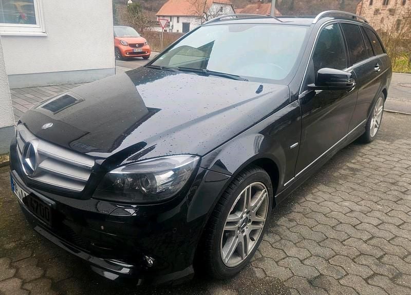 Gebraucht Mercedes C250 204 PS (150 kW) 2009 Schwarz Limousine