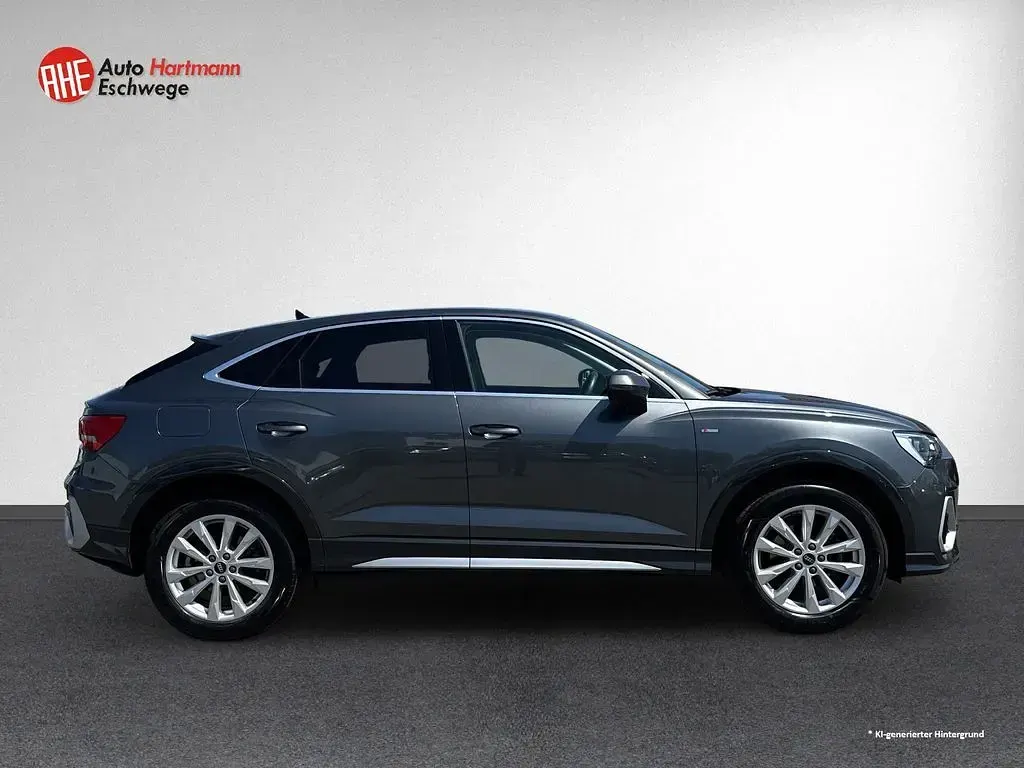 Gebraucht Audi Q3 Sportback S-Line 150 PS (110 kW) 2022 Grau SUV
