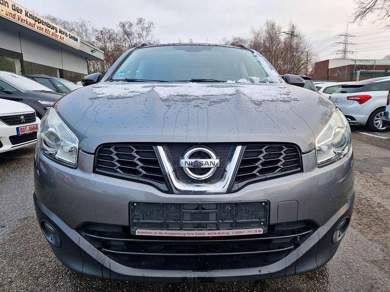 Grau Gebraucht 2014 Nissan Qashqai +2 SUV | 6.600 € (Guter Preis) - Bild 1/4