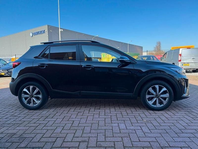 Gebraucht Kia Stonic DREAM-TEAM Edition 101 PS (74 kW) 2021 Schwarz SUV