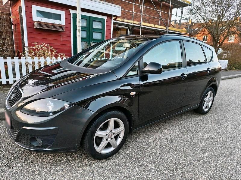 Gebraucht Seat Altea XL 105 PS (77 kW) 2012 Schwarz Van / Kleinbus