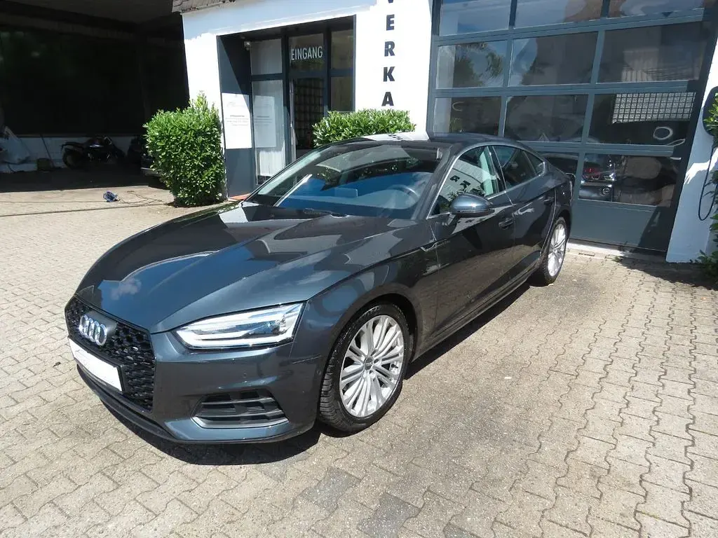 Gebraucht Audi A5 Sportback 190 PS (139 kW) 2019 Grau Kleinwagen