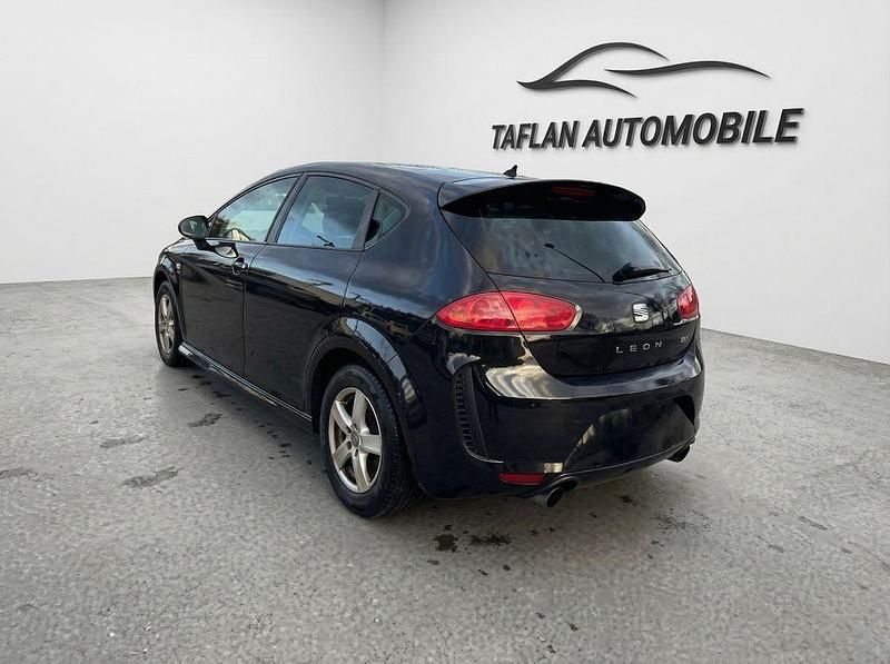 Usata Seat Leon Copa 105 CV (77 kW) 2012 Nero Berlina