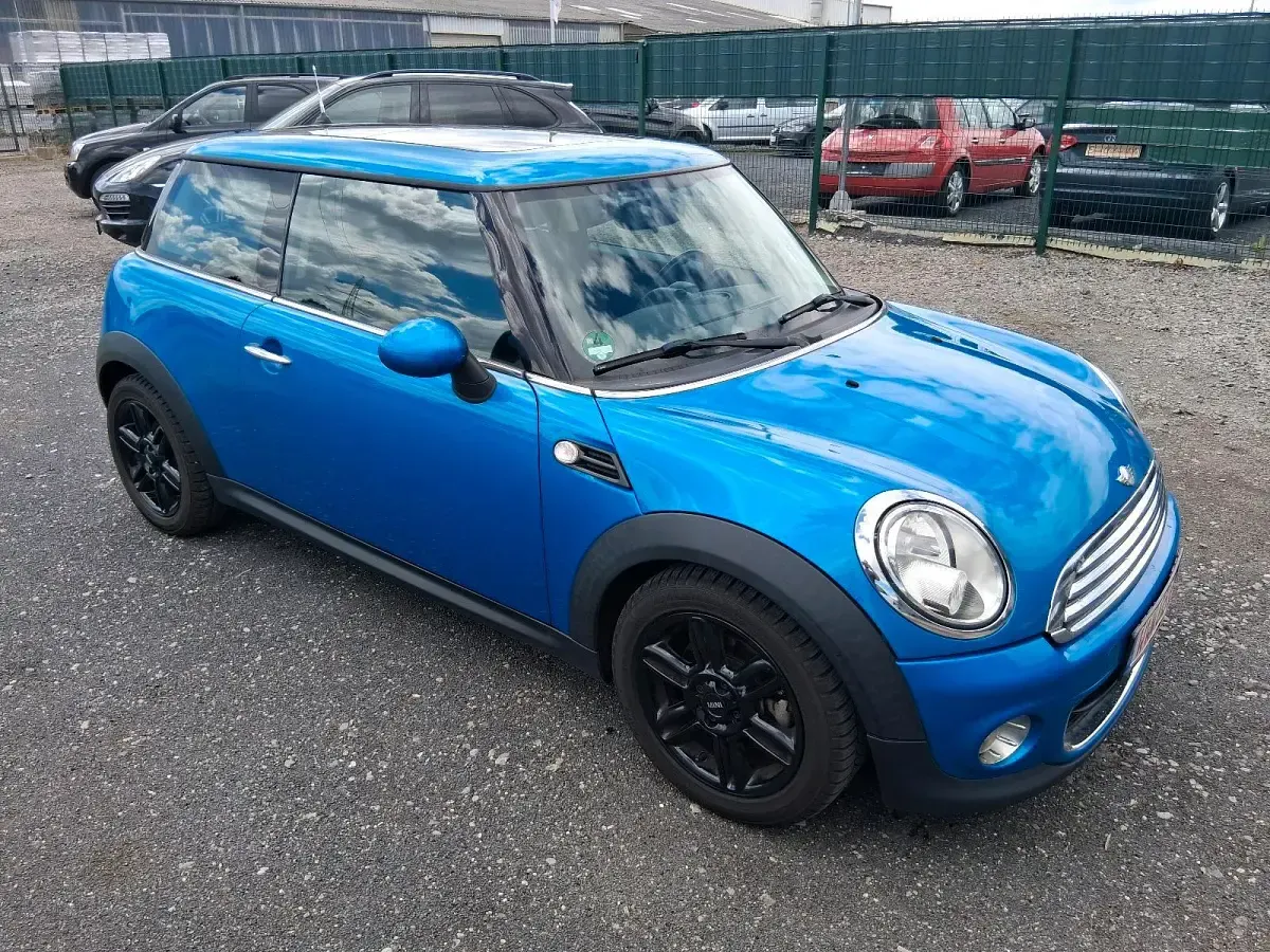 Gebraucht Mini ONE 98 PS (72 kW) 2011 Blau Kleinwagen