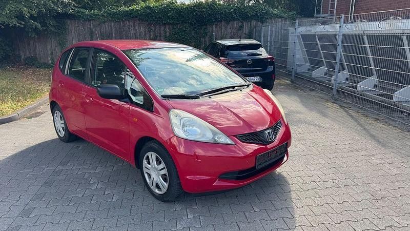 Rot Gebraucht 2010 Honda Jazz Trend Kleinwagen | 1.999 € (Fairer Preis) - Bild 1/4