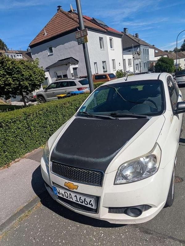 Weiß Gebraucht 2010 Chevrolet Aveo Limousine | 800 € (Guter Preis) - Bild 1/4