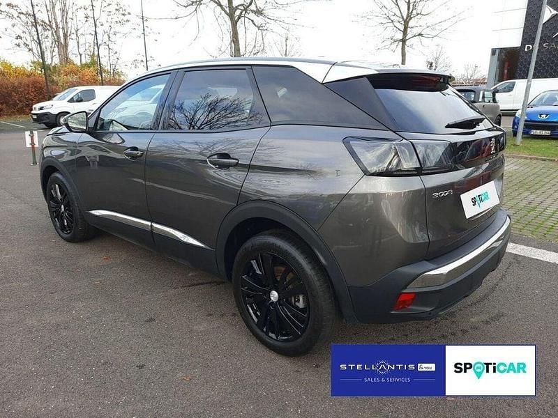 Gebraucht Peugeot 3008 Allure 136 PS (100 kW) 2024 Grau SUV