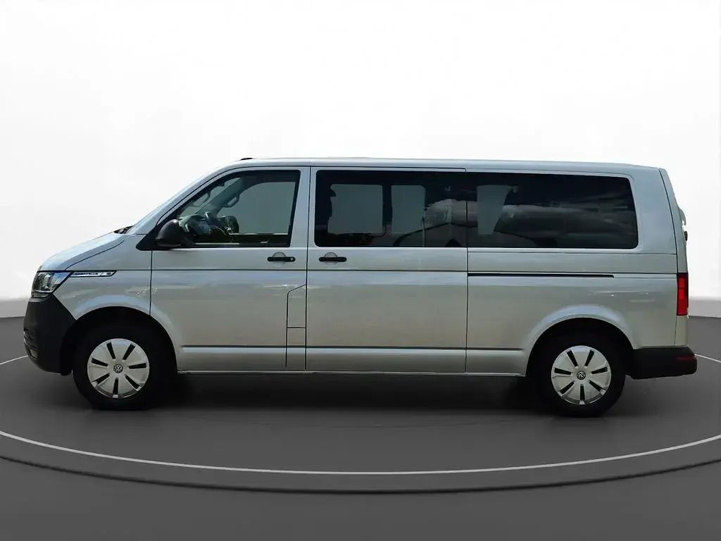 Gebraucht VW Caravelle Trendline 150 PS (110 kW) 2020 Silber Van