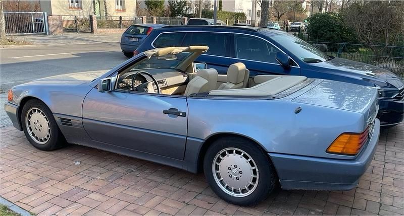 Blau Gebraucht 1990 Mercedes SL300 Cabrio | 17.999 € - Bild 1/4