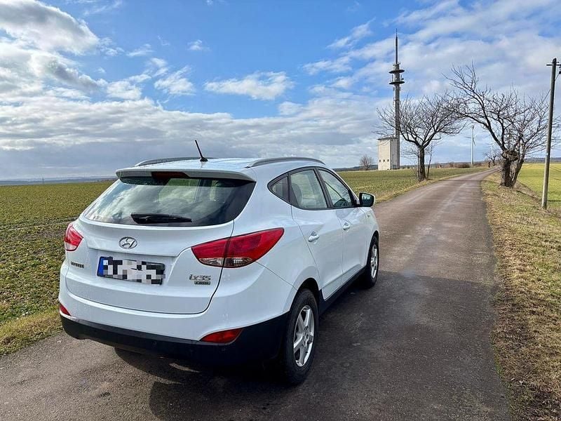 Gebraucht Hyundai ix35 116 PS (85 kW) 2011 Weiß SUV